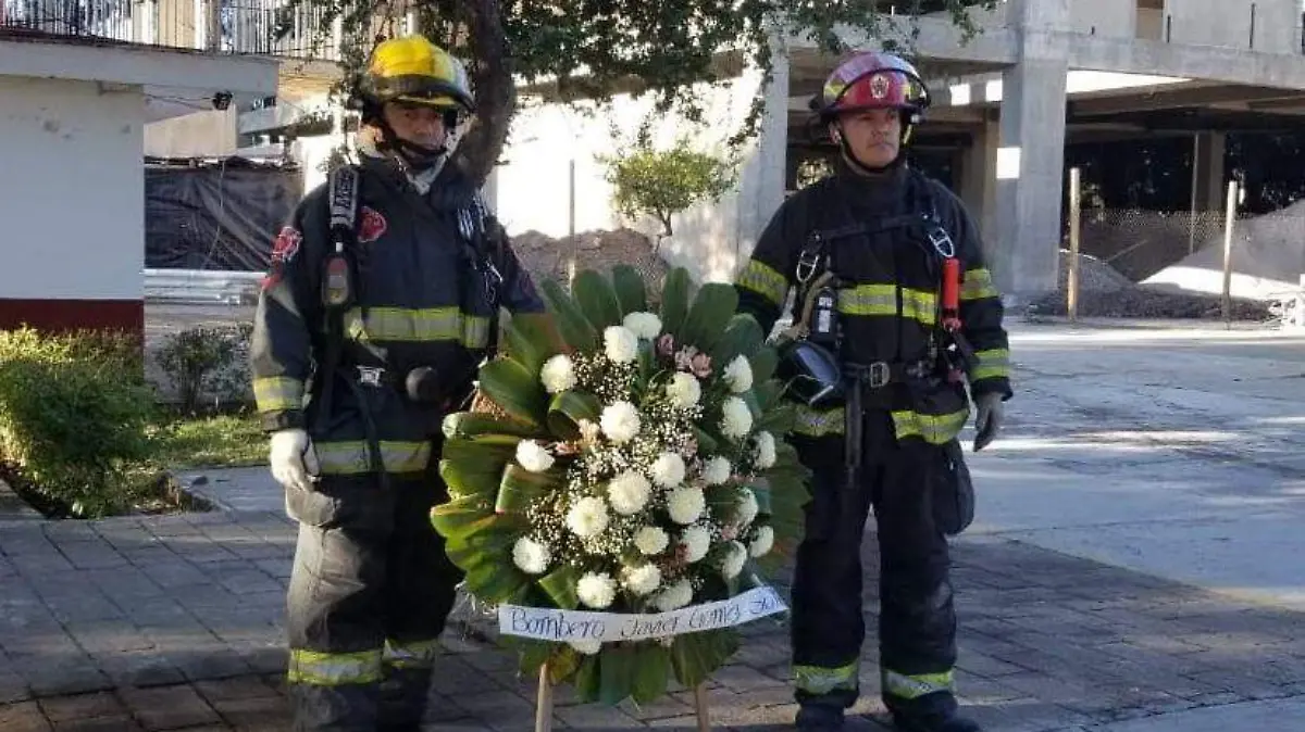 Homenaje bombero